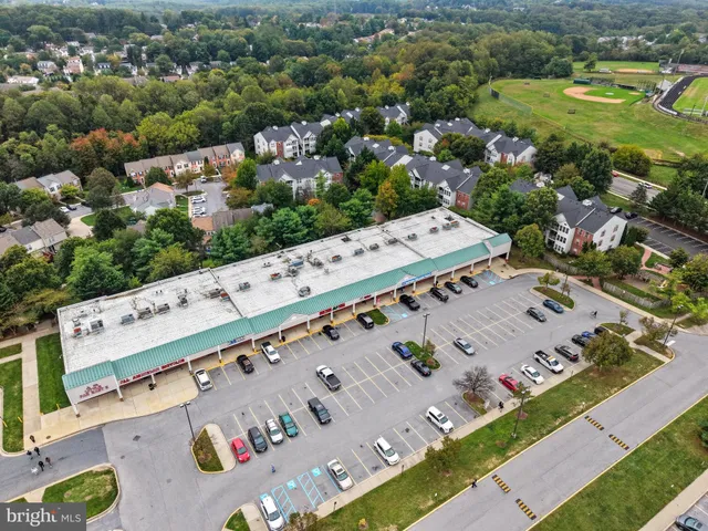 $305,000 | 25910 Ridge Manor Drive, Unit 1000L, Damascus, MD 20872