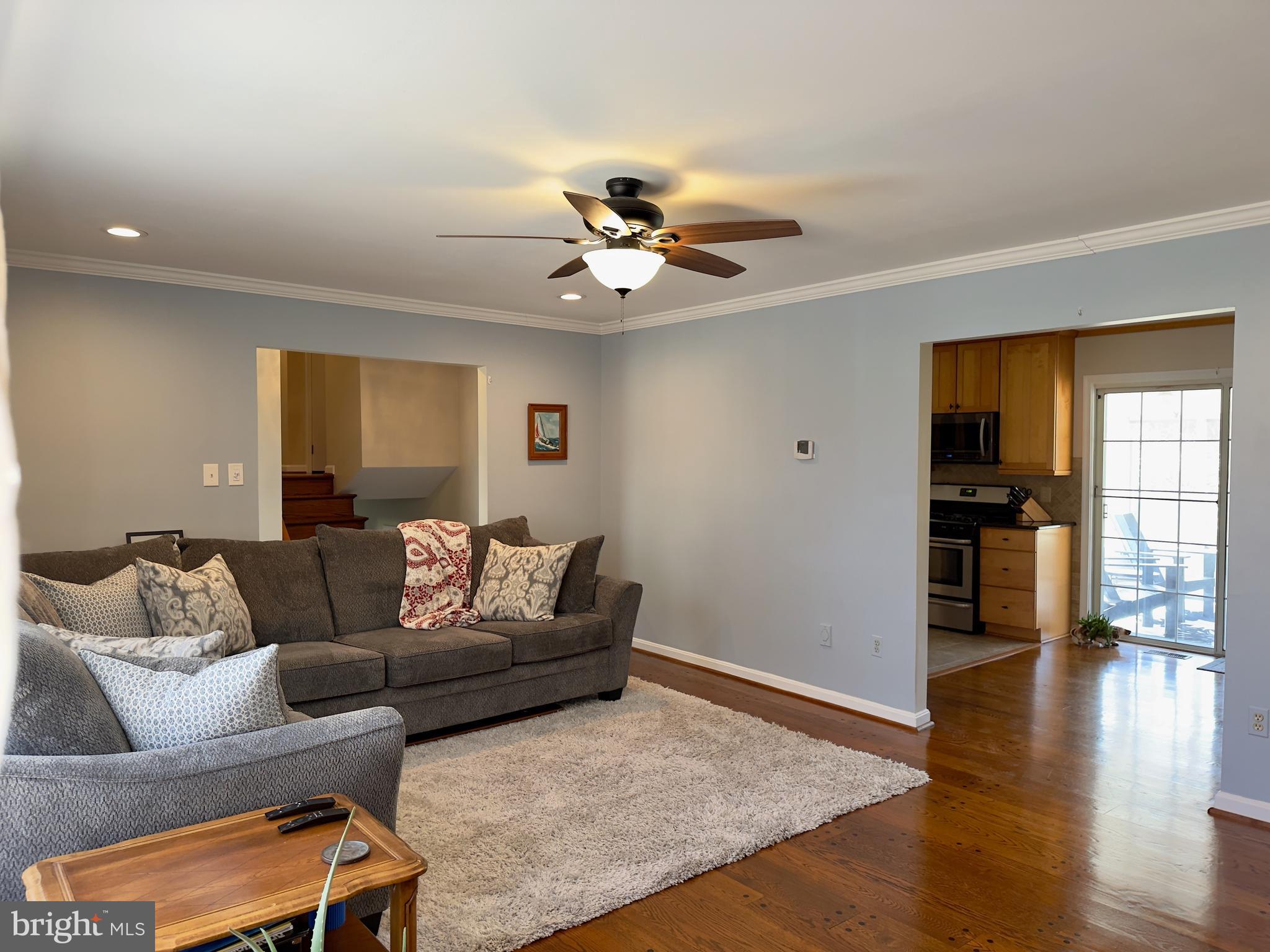 128 Courthouse Road Stafford, VA 22554 - Photo 11 of 37 Living room