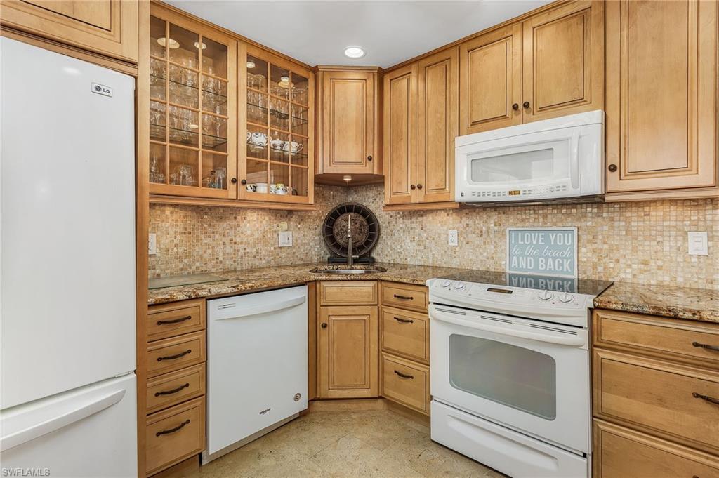 205 Quails Nest Road, Unit 2 Naples, FL 34112 - Photo 10 of 21 Gallery Image 10
