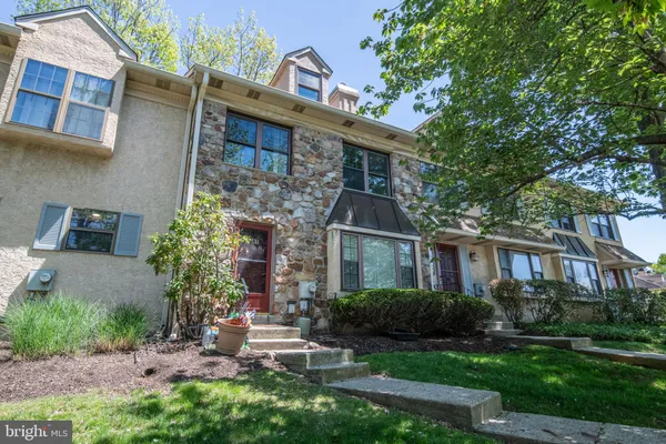 $3,500 | 1197 Heyward Road, Unit 35, Chesterbrook, PA 19087