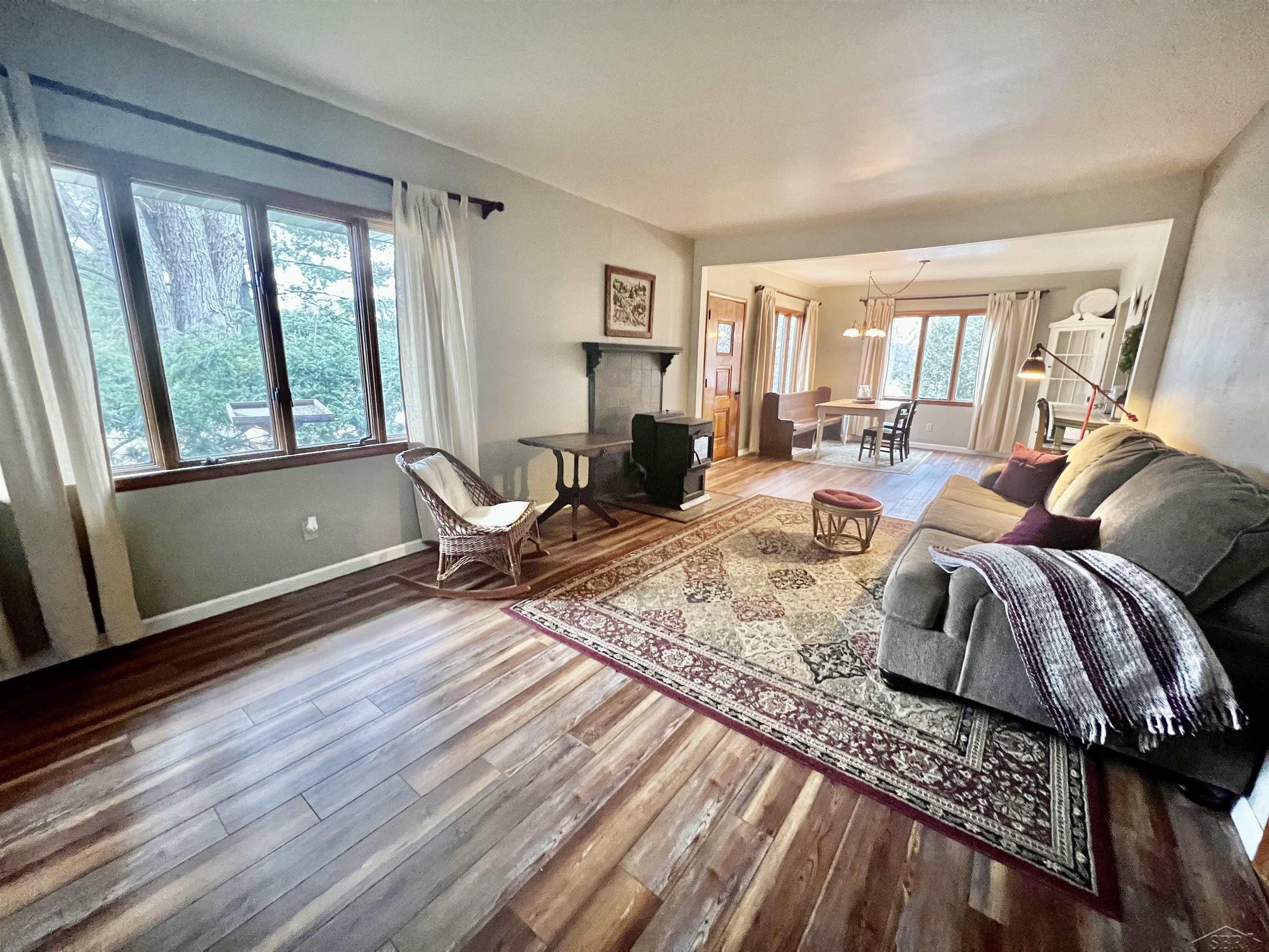 17375 Dice Road Hemlock, MI 48626 - Photo 6 of 22 50103932-5.JPG