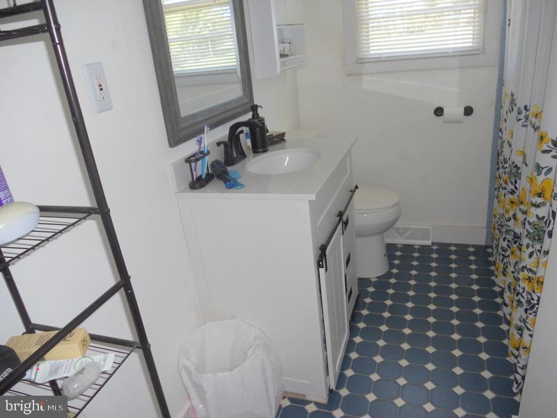 2 Winslow Road Sewell, NJ 08080 - Photo 19 of 27 Full Bath