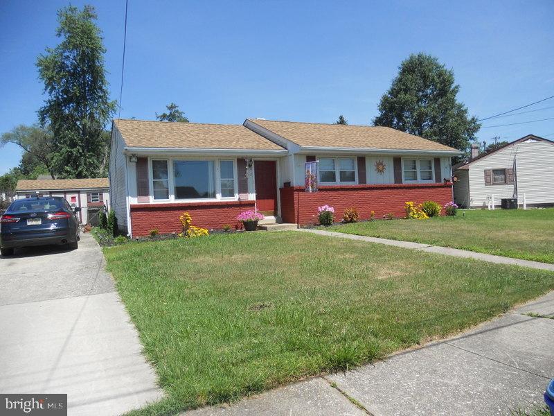 2 Winslow Road Sewell, NJ 08080 - Photo 2 of 27 Exterior Front