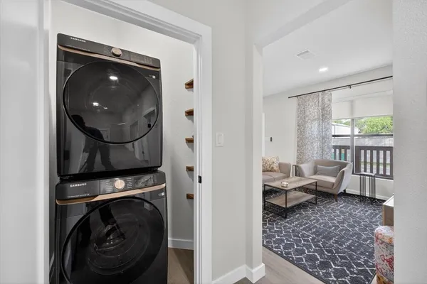 $289,000 | 209 North Broad Street, St. Jo, TX 76265