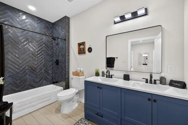 $289,000 | 209 North Broad Street, St. Jo, TX 76265