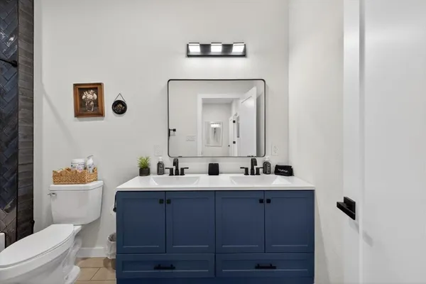 $289,000 | 209 North Broad Street, St. Jo, TX 76265