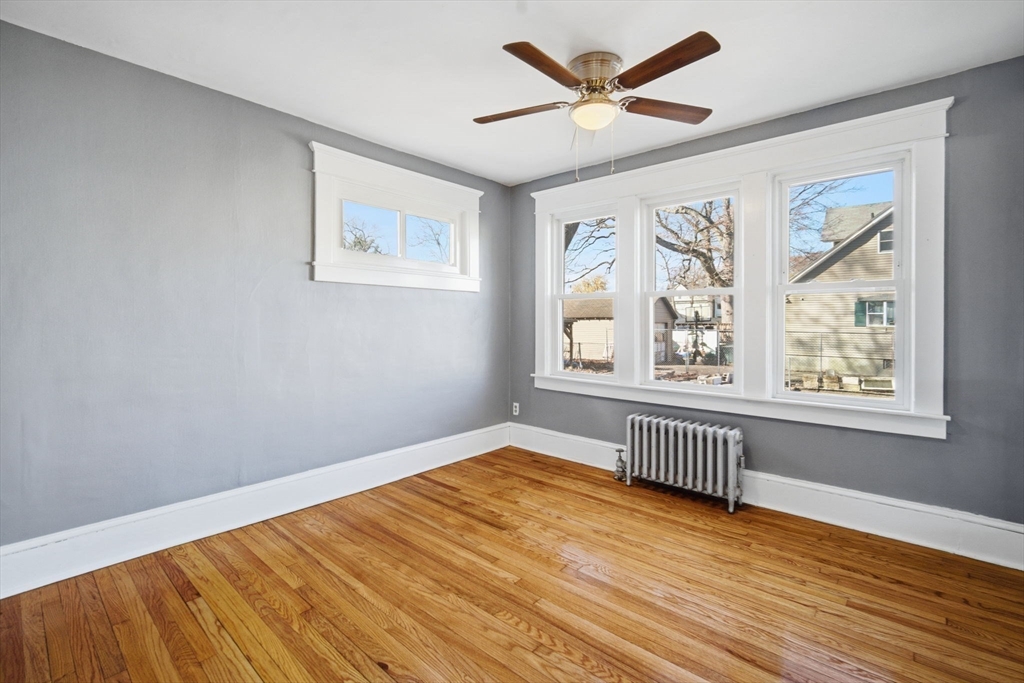 152 Monrovia Street Springfield, MA 01104 - Photo 9 of 29 Gallery Image 9