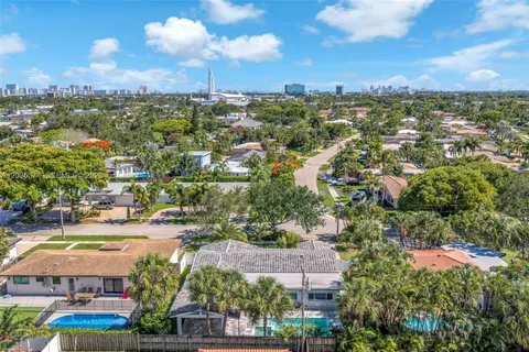 $995,000 | 2179 Northeast 59th Court, Fort Lauderdale, FL 33308