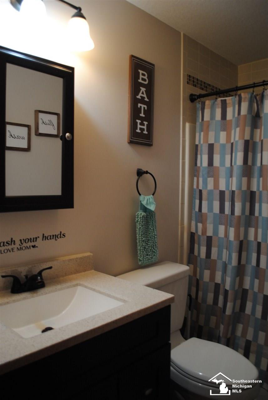 4912 Sycamore Road Newport, MI 48166 - Photo 22 of 34 50028025-21.JPG