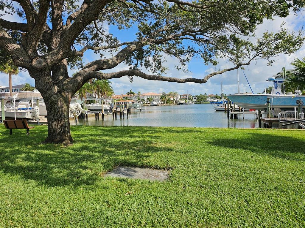 175 174th Terrace East, Unit 2 Redington Shores, FL 33708 - Photo 19 of 24