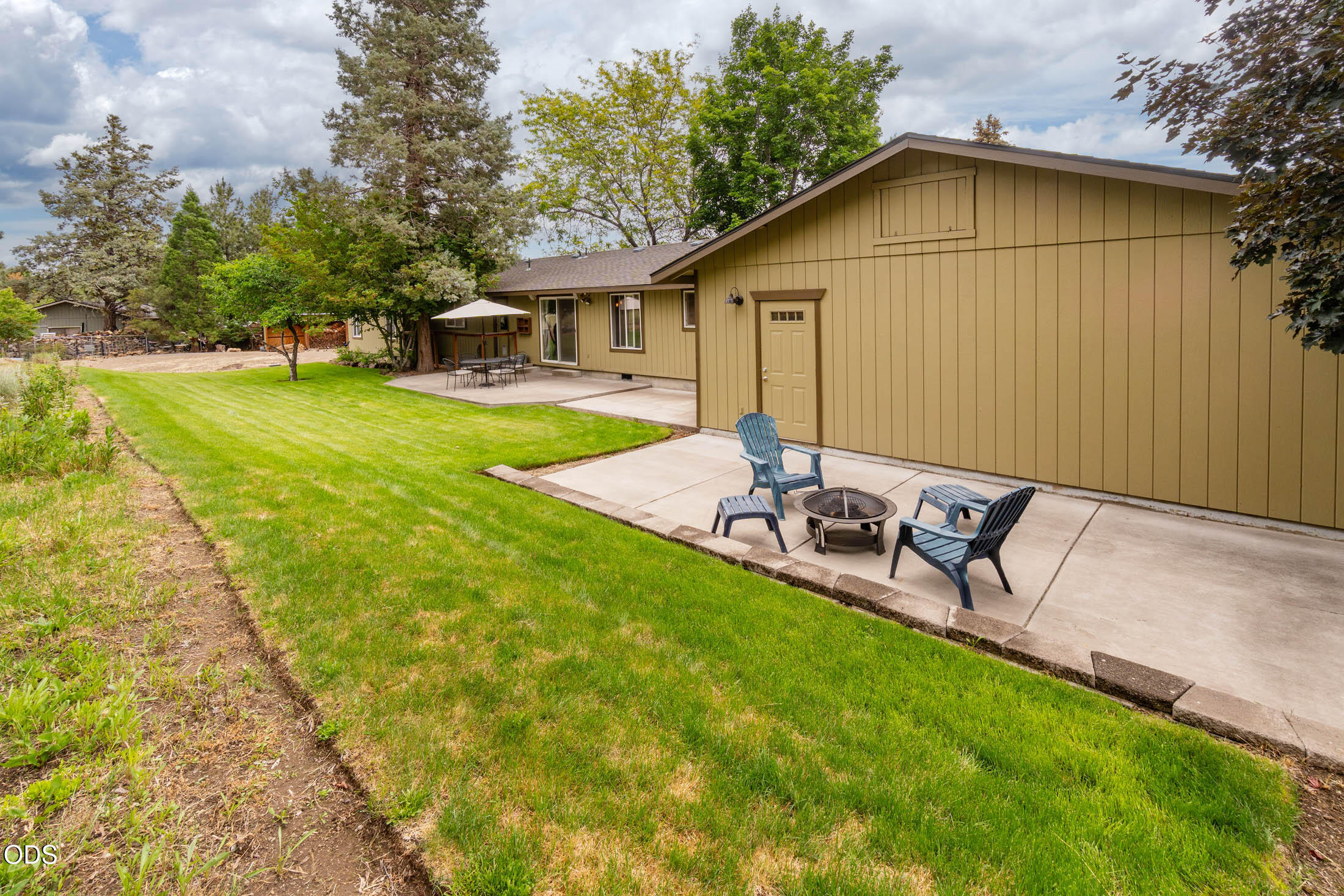 63679 High Standard Drive Bend, OR 97701 - Photo 23 of 29