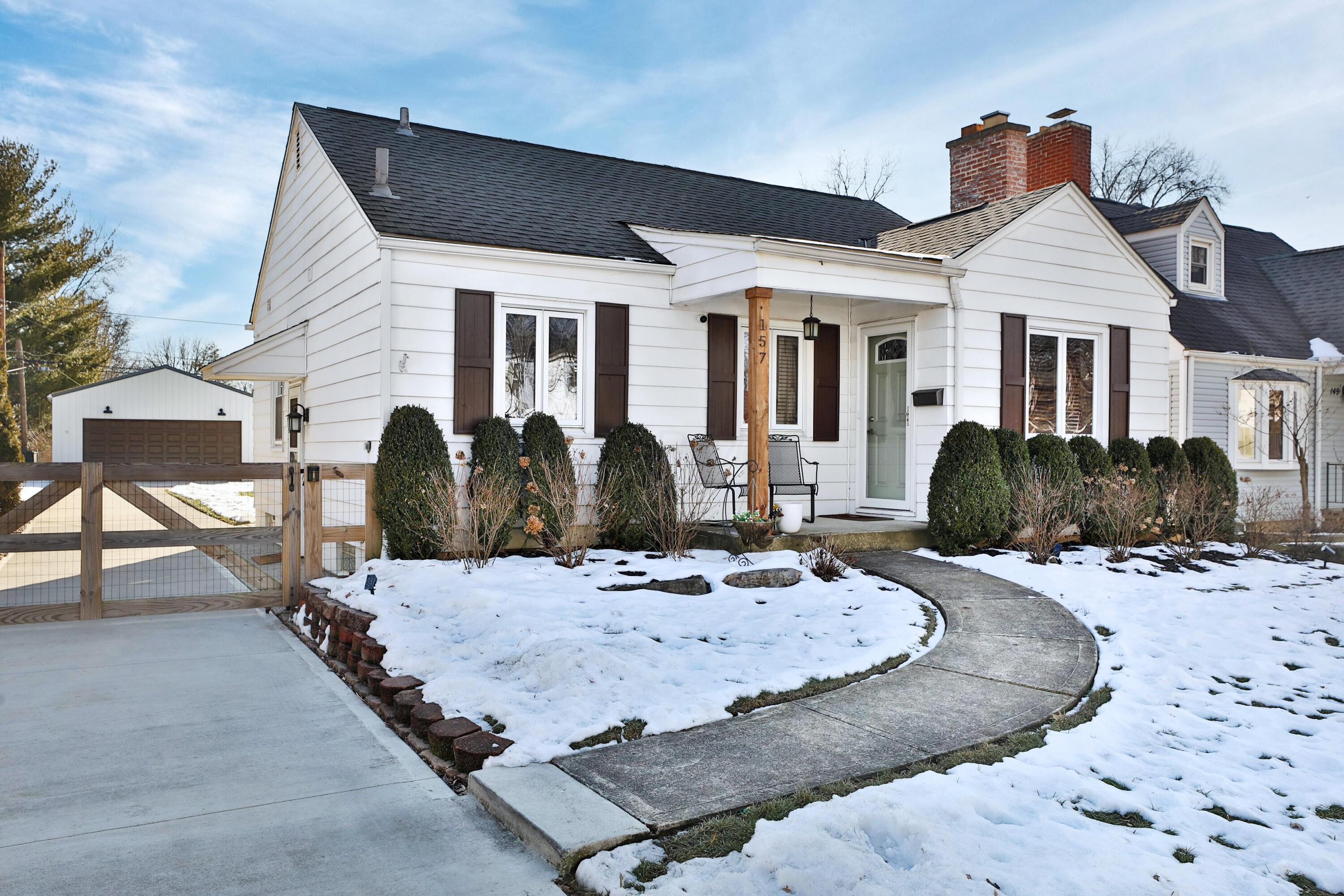 157 Wetmore Road Columbus, OH 43214 - Photo 4 of 44 Front