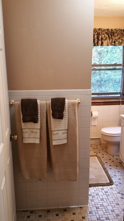 49 Lupine Road, Unit 9 Andover, MA 01810 - Photo 16 of 34 Gallery Image 16