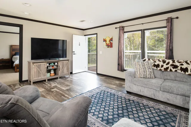 $374,900 | 451 Shady Grove Road, Lancing, TN 37770