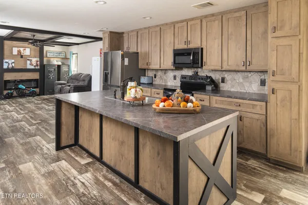 $349,000 | 451 Shady Grove Road, Lancing, TN 37770