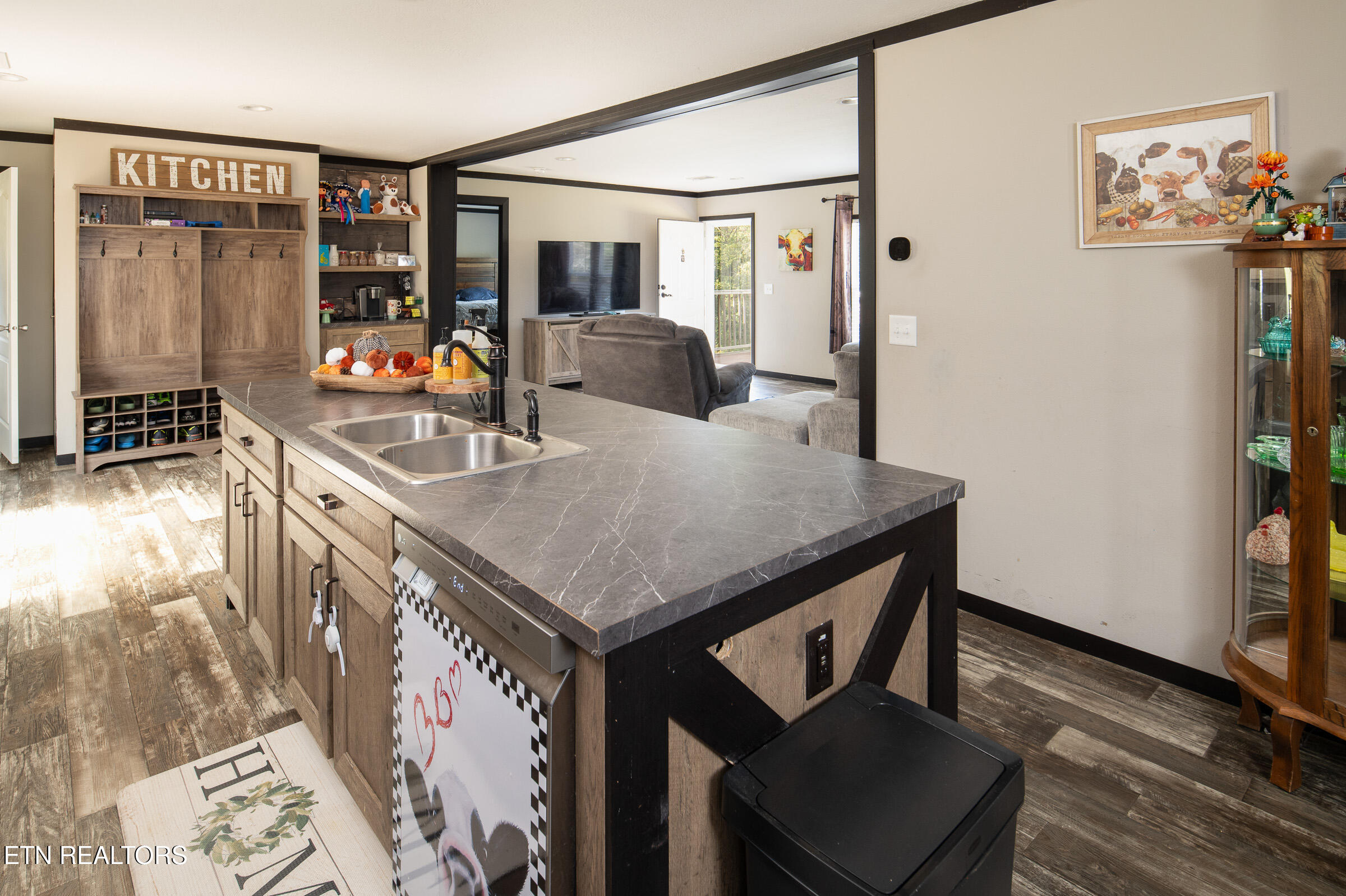 451 Shady Grove Road Lancing, TN 37770 - Photo 7 of 30 Kitchen