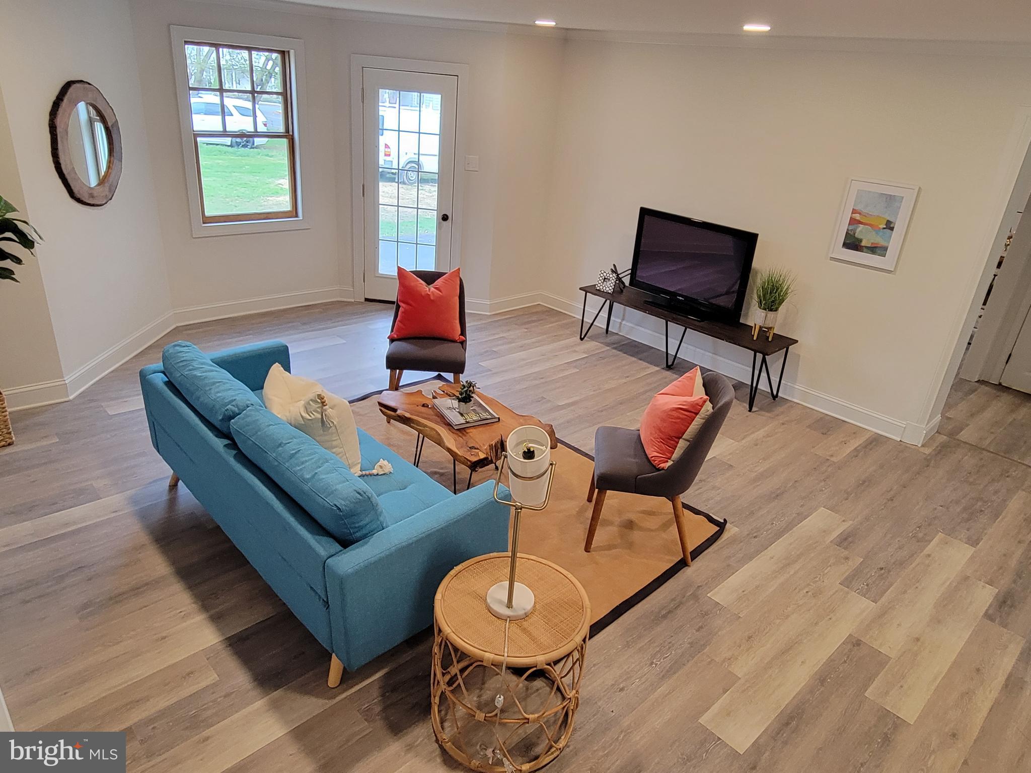 2090 Allentown Road Quakertown, PA 18951 - Photo 30 of 58 Family Room