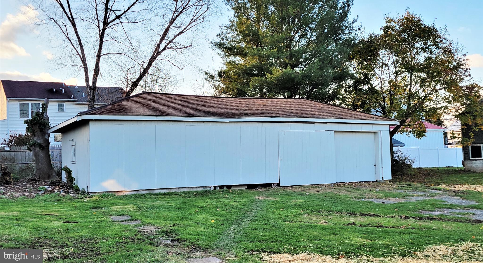 2090 Allentown Road Quakertown, PA 18951 - Photo 7 of 58 Oversized Garage Building