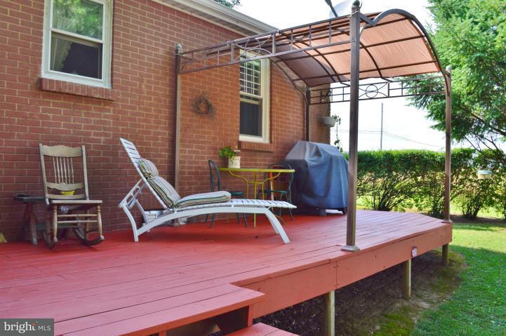 4175 Bossler Road Bainbridge, PA 17502 - Photo 4 of 21 Gallery Image 4