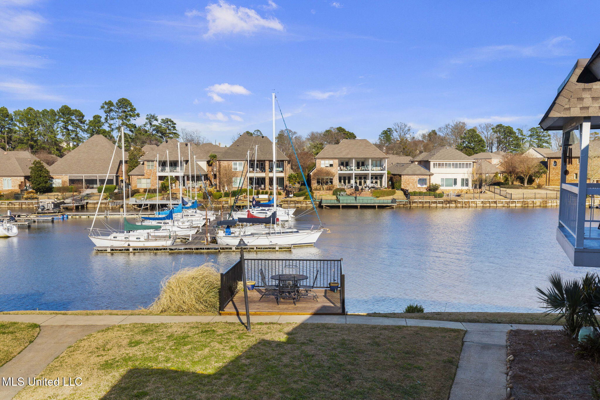 550 Post Road, Unit 1002 Ridgeland, MS 39157 - Photo 2 of 63 View from front