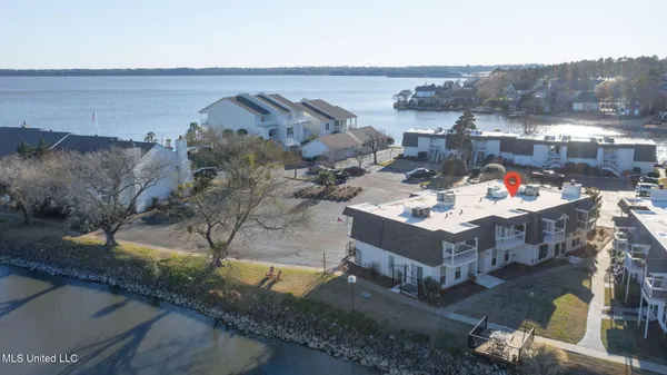 $255,000 | 550 Post Road, Unit 1002, Ridgeland, MS 39157