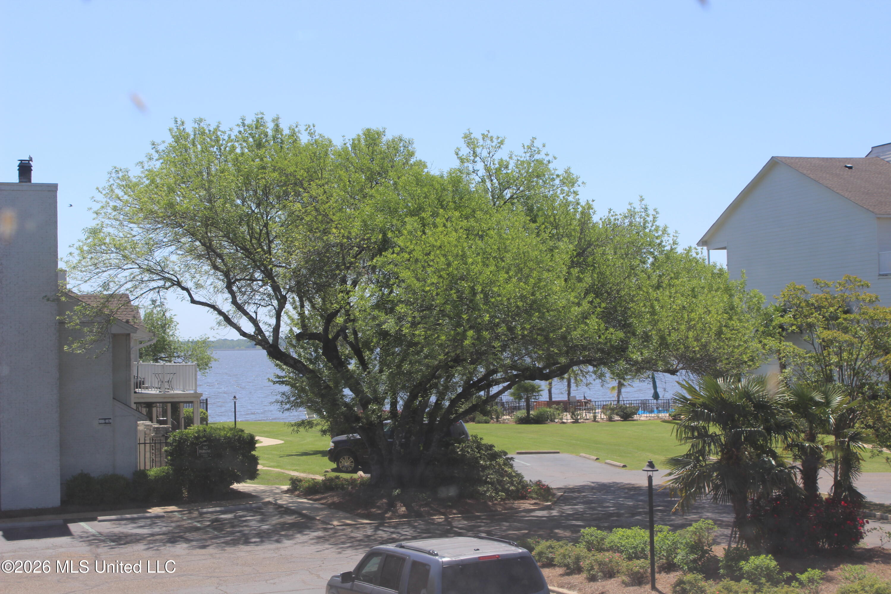 550 Post Road, Unit 1002 Ridgeland, MS 39157 - Photo 43 of 63 view from bedroom window