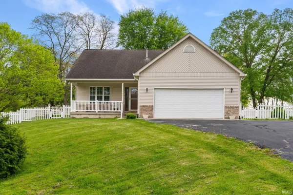 $337,900 | 5989 West Hilltop Drive, Frankfort, IN 46041