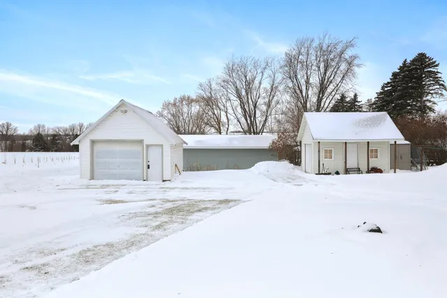$339,900 | 101 2nd Street, Holdingford, MN 56340
