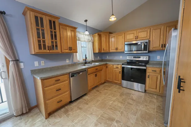 $339,900 | 101 2nd Street, Holdingford, MN 56340