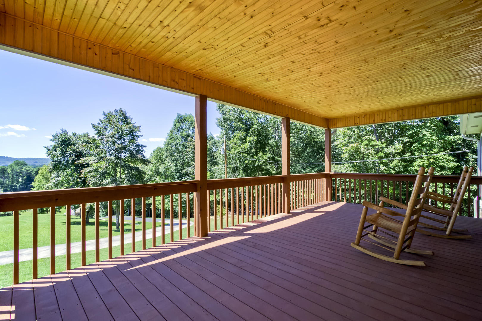 1868 James Ferry Road Kingston, TN 37763 - Photo 2 of 38 02_JamesFerryRoad_1868_FrontPorch