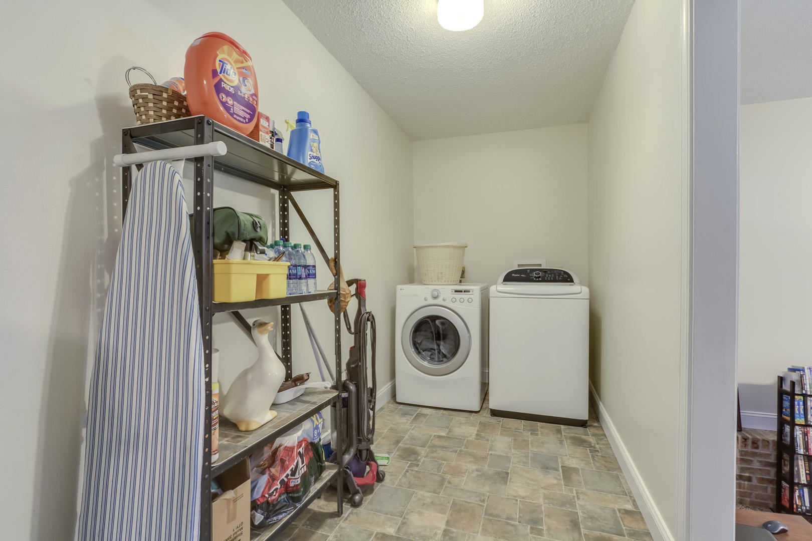 1868 James Ferry Road Kingston, TN 37763 - Photo 13 of 38 14_JamesFerryRoad_1868_Laundry01