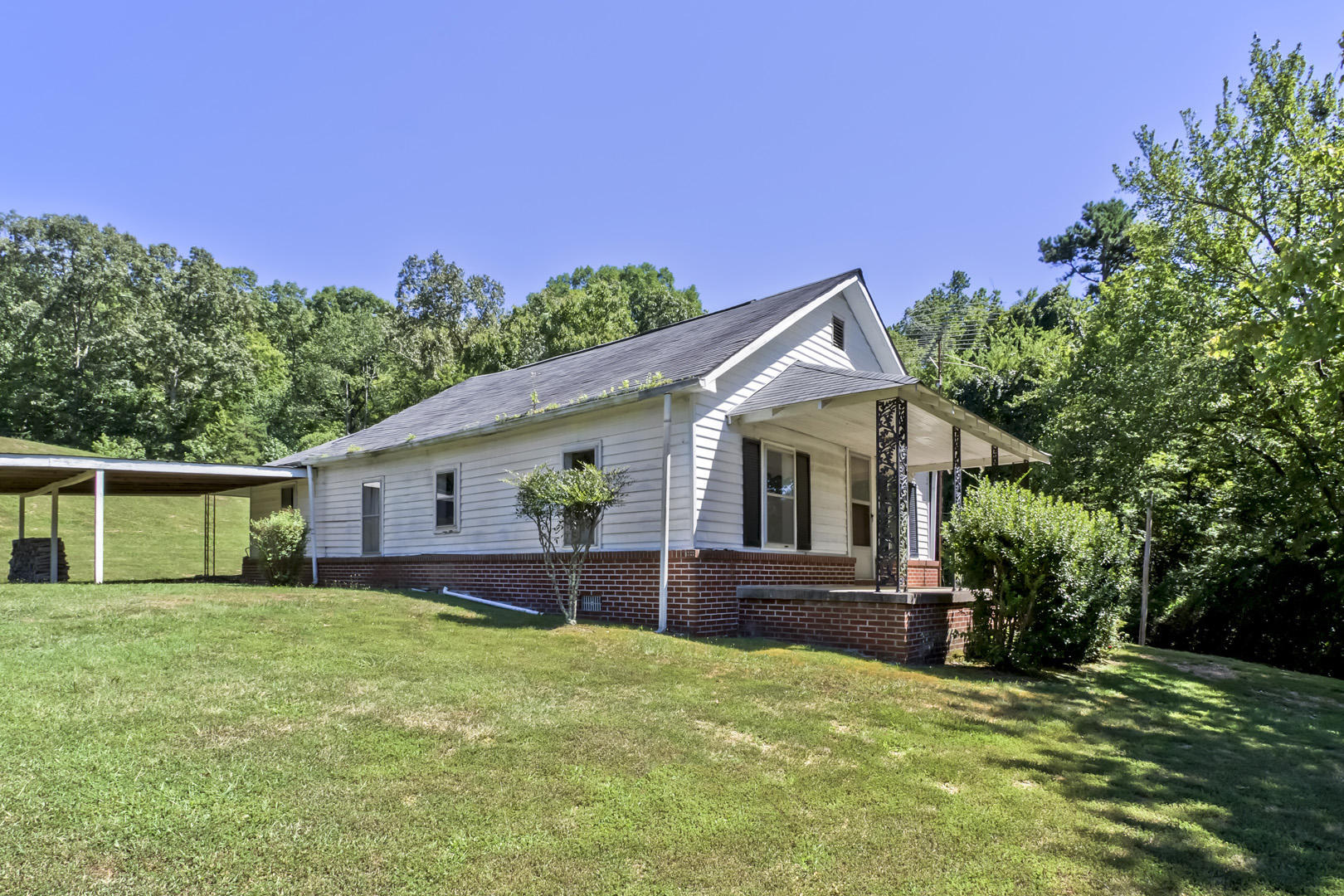 1868 James Ferry Road Kingston, TN 37763 - Photo 34 of 38 35_JamesFerryRoad_1868_SecondHomeFront