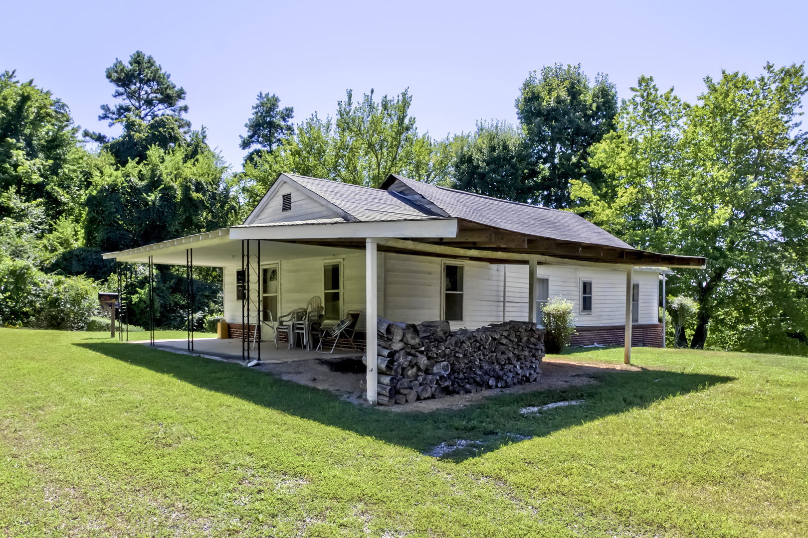 1868 James Ferry Road Kingston, TN 37763 - Photo 35 of 38 36_JamesFerryRoad_1868_SecondHomeBack