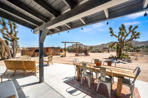 $995,000 | 5177 Roy Rogers Road, Pioneertown, CA 92268