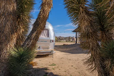 $945,000 | 5177 Roy Rogers Road, Pioneertown, CA 92268