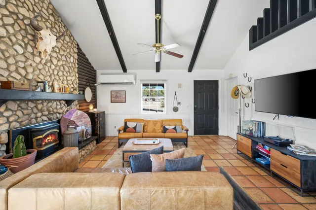 $995,000 | 5177 Roy Rogers Road, Pioneertown, CA 92268