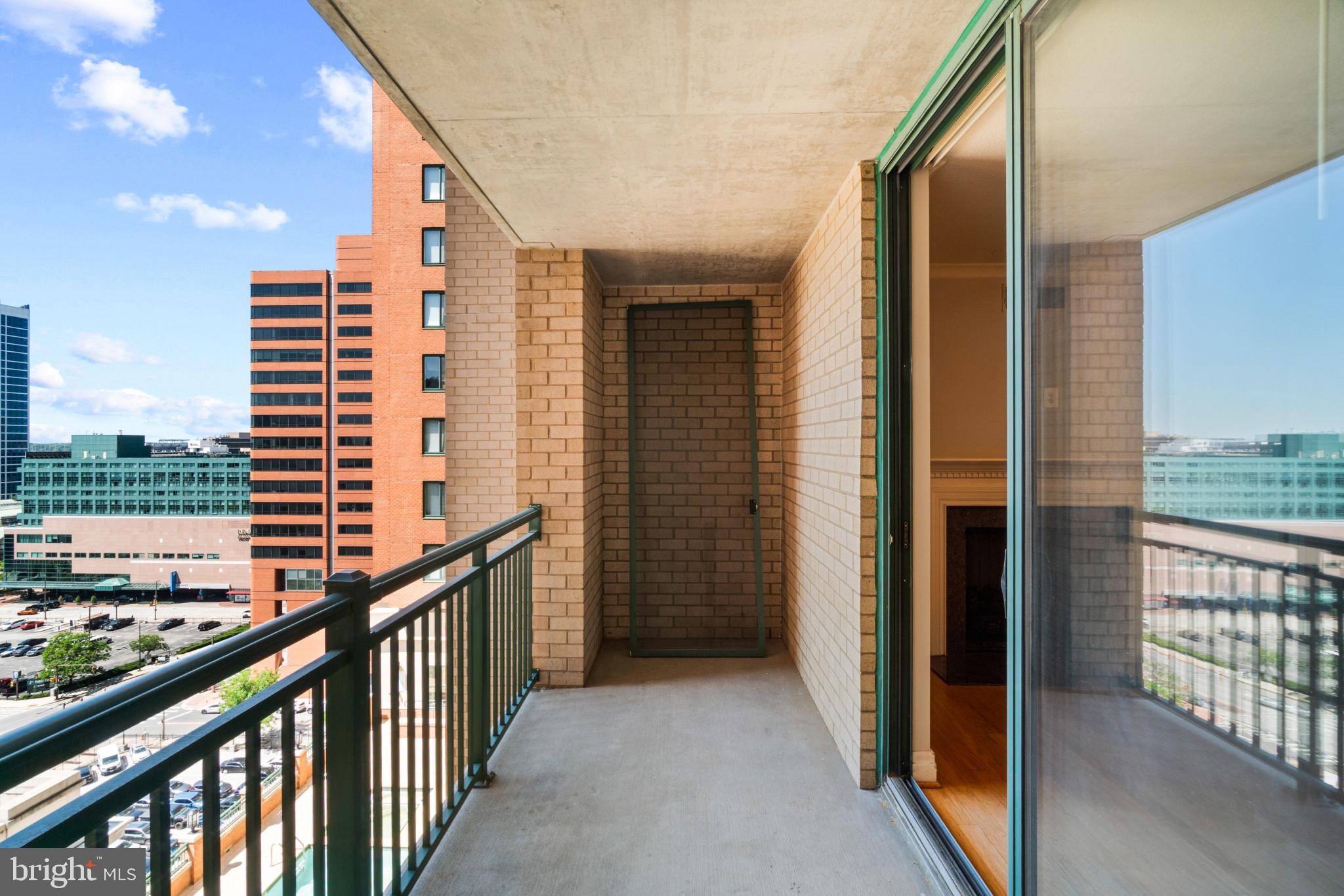 414 Water Street, Unit 1315 Baltimore, MD 21202 - Photo 28 of 30 a view of balcony with city view