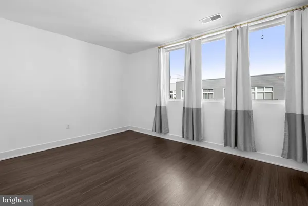 $2,495 | 145 Riverhaven Drive, Oxon Hill, MD 20745