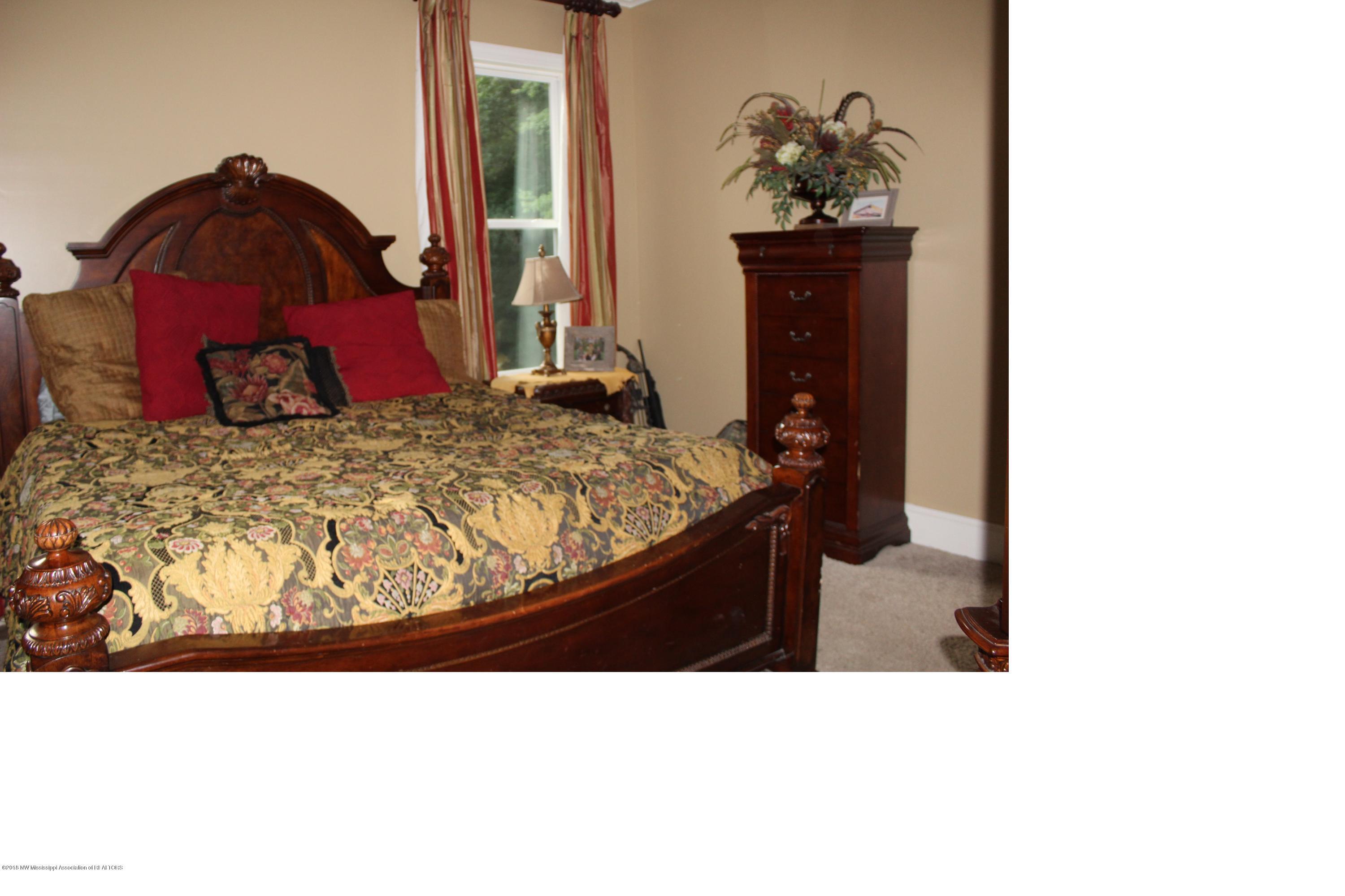 953 Ranchette Acres Batesville, MS 38606 - Photo 9 of 24 953 Ranchette 9 Master 2