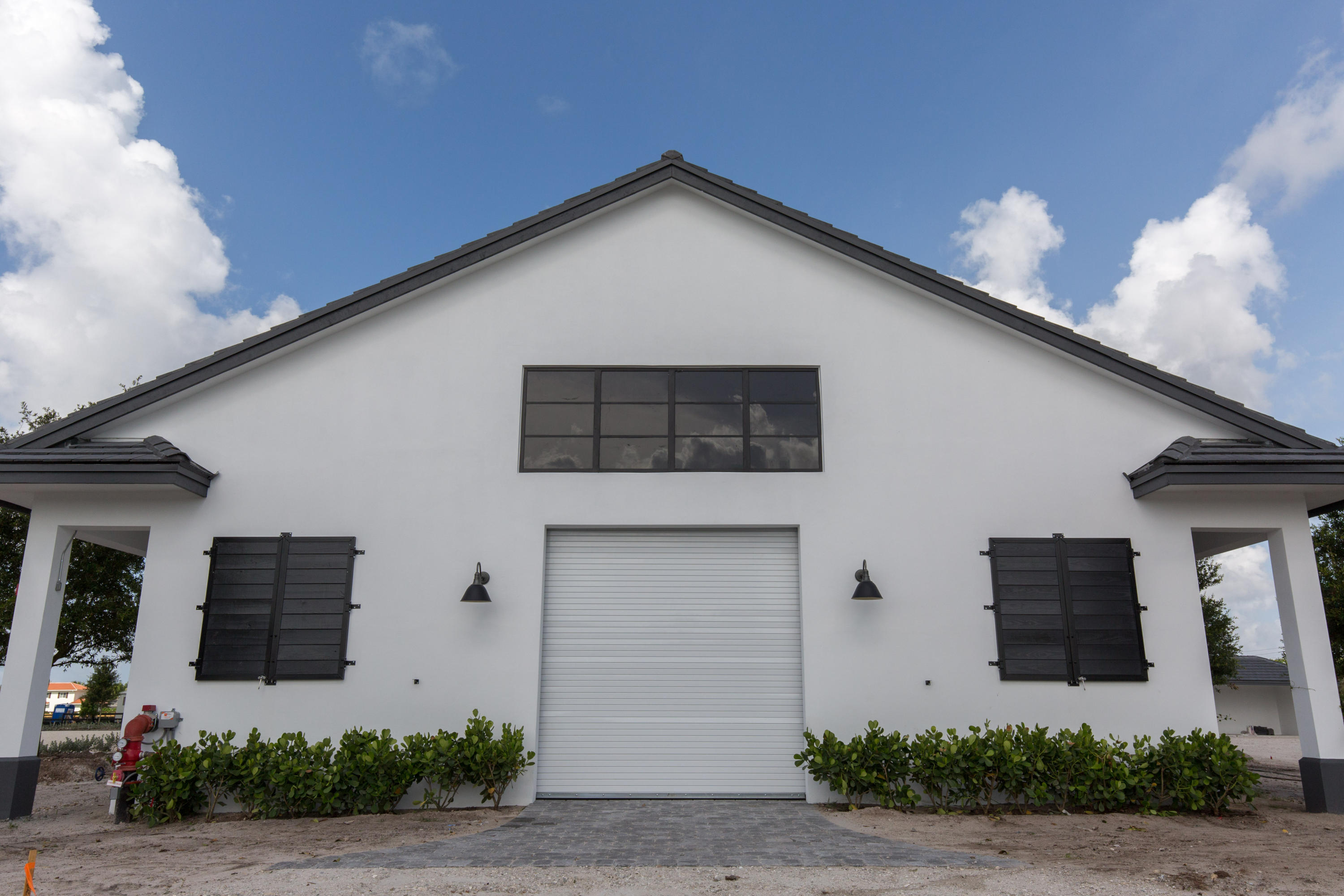 14814 Grand Prix Village Road Wellington, FL 33414 - Photo 13 of 41 Side of Barn