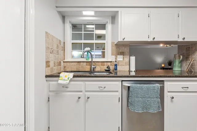 $269,000 | 405 Elmwood Drive, Lafayette, LA 70503