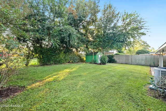 $269,000 | 405 Elmwood Drive, Lafayette, LA 70503