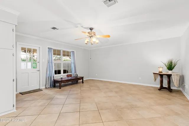 $269,000 | 405 Elmwood Drive, Lafayette, LA 70503