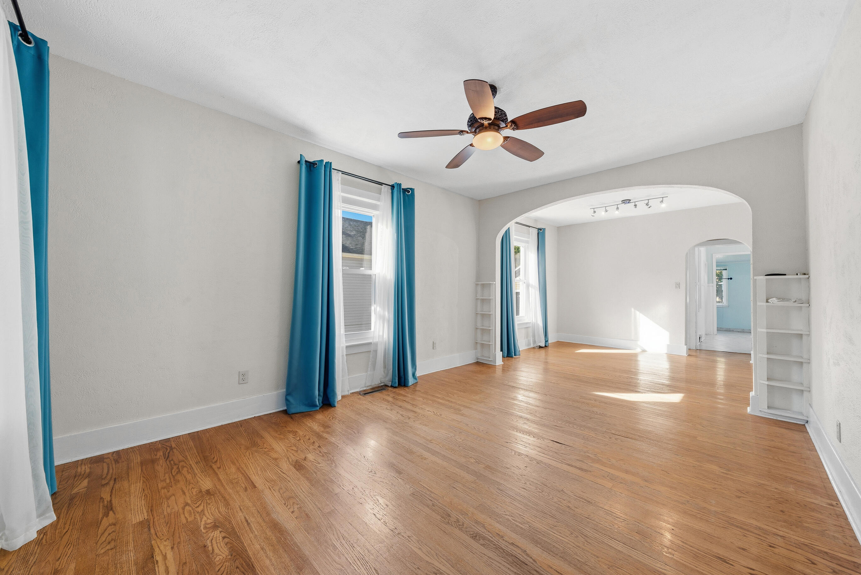 525 Spring Street Lake Geneva, WI 53147 - Photo 5 of 29 525 Spring St-15