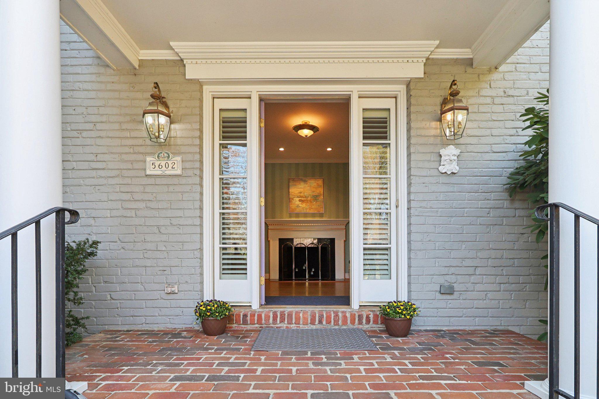 5602 Ogden Road Bethesda, MD 20816 - Photo 14 of 87 The entrance w brickway and large brickl landing.
