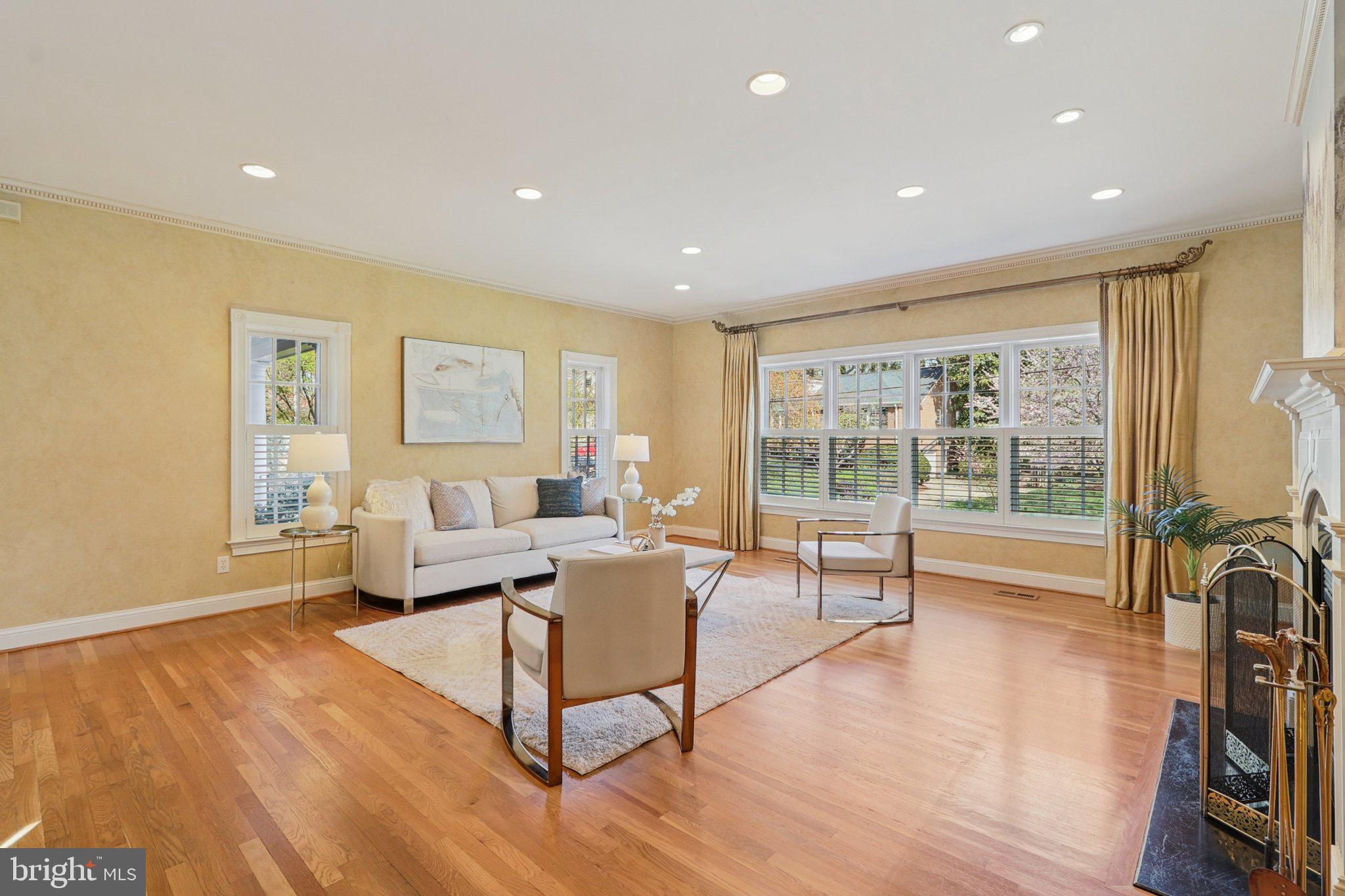 5602 Ogden Road Bethesda, MD 20816 - Photo 19 of 87 Large for a gathering of many many family members