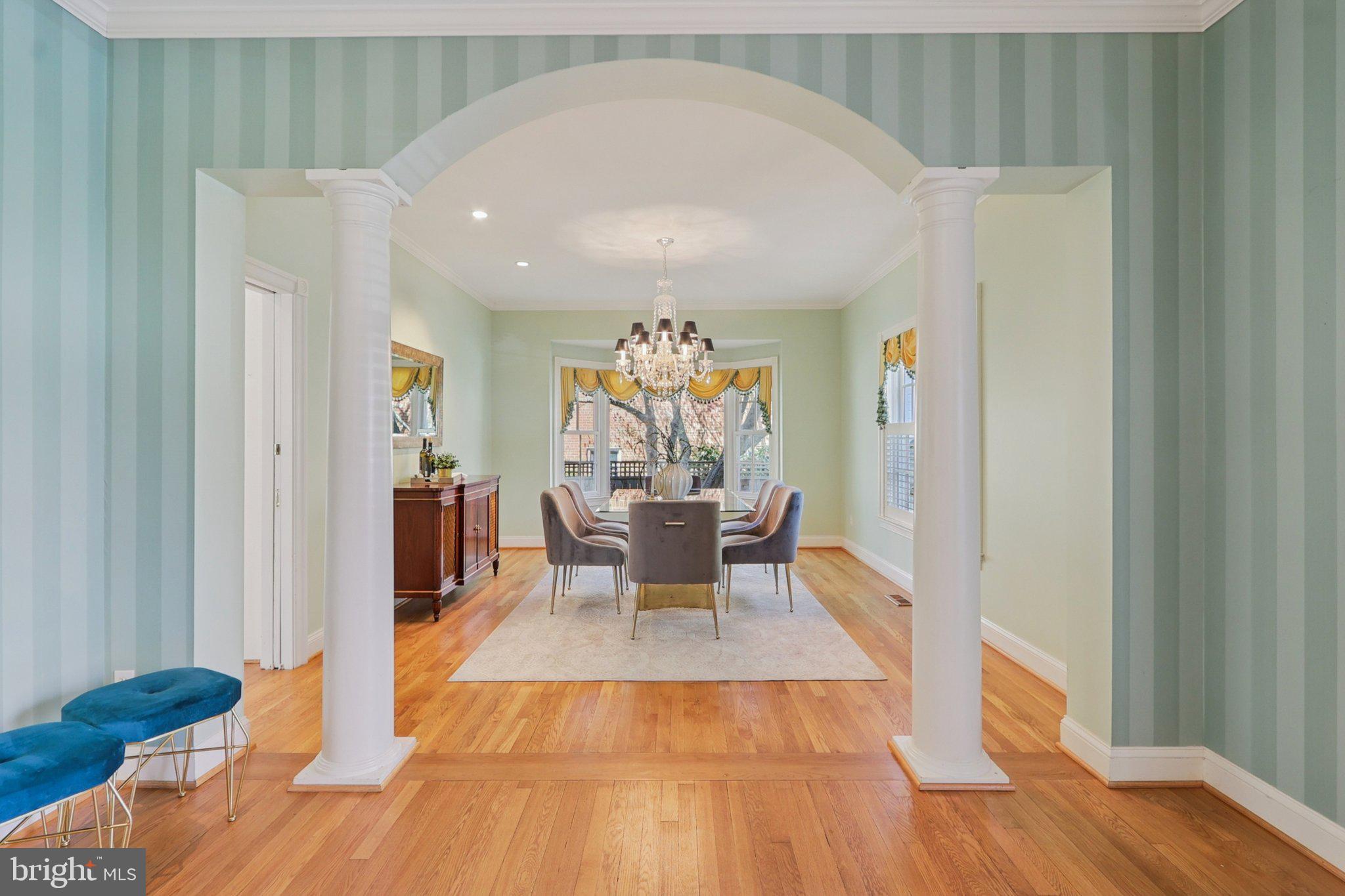 5602 Ogden Road Bethesda, MD 20816 - Photo 22 of 87 Entrance foyer to DR