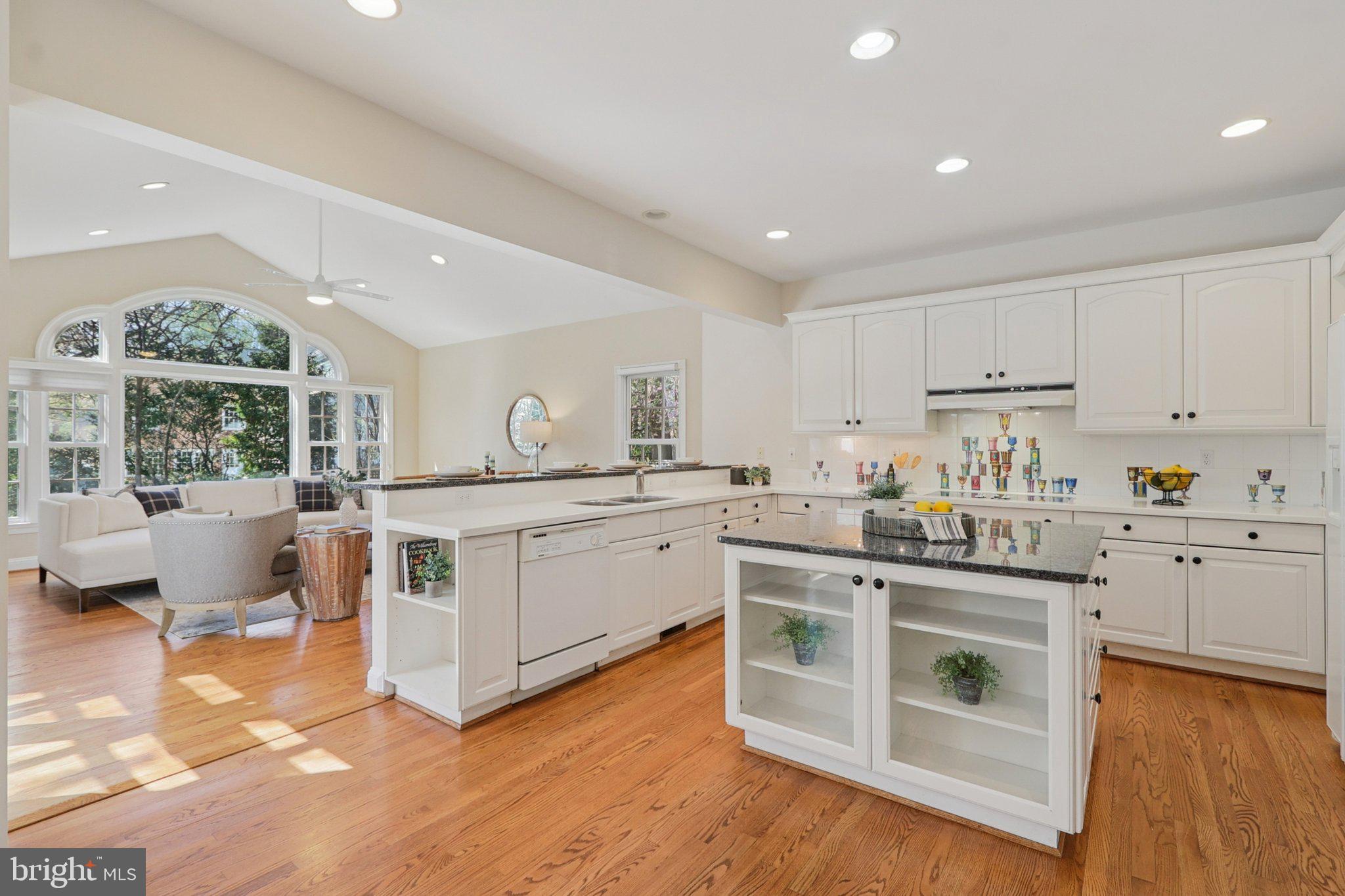 5602 Ogden Road Bethesda, MD 20816 - Photo 25 of 87 Kitchen w center island.