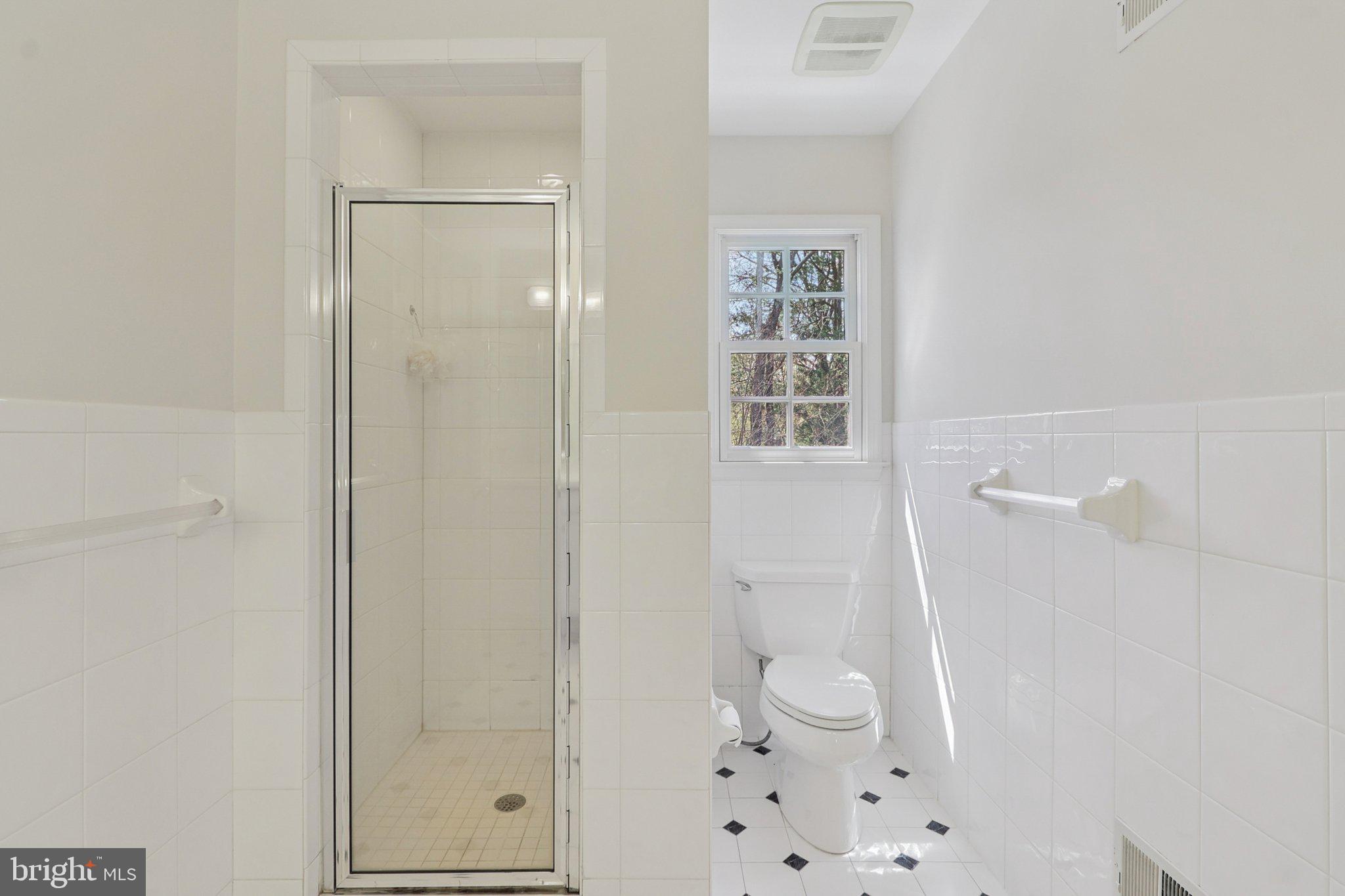 5602 Ogden Road Bethesda, MD 20816 - Photo 59 of 87 Separate Shower.