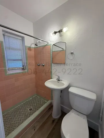 $1,300 | 2148 Northwest Flagler Terrace, Unit 6, Miami, FL 33125